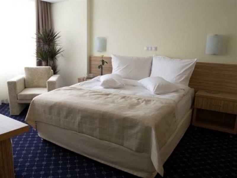 Marshal Hotel Bukareszt Zewnętrze zdjęcie