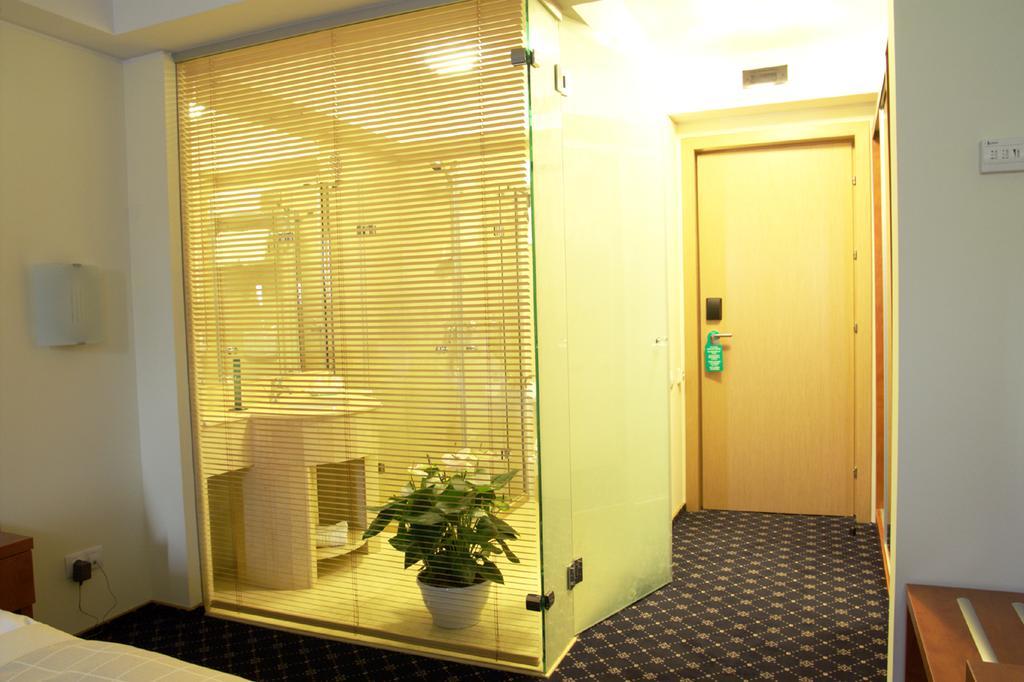 Marshal Hotel Bukareszt Pokój zdjęcie