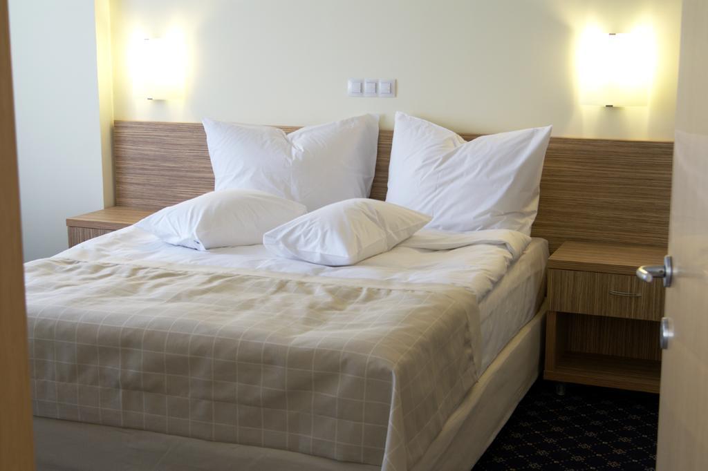 Marshal Hotel Bukareszt Zewnętrze zdjęcie